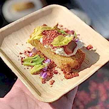 6" (15 cm) Square Palm Leaf Bamboo Plates - Eco Leaf Products