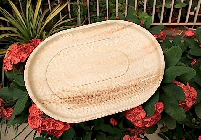 Large Round Oval Disposable Bamboo Tray 14" x 10" - Eco Leaf Products