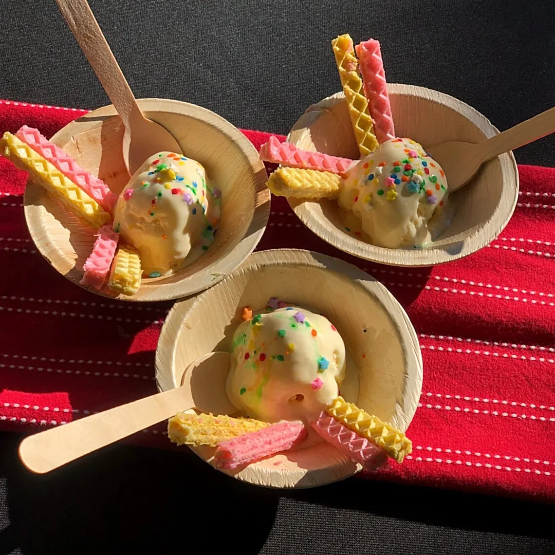 5" (12 cm) Round Compostable Palm Leaf Dessert Bowls - Eco Leaf Products