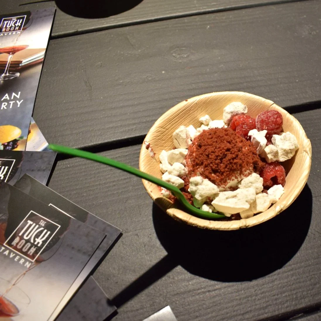 5" (12 cm) Round Compostable Palm Leaf Dessert Bowls - Eco Leaf Products