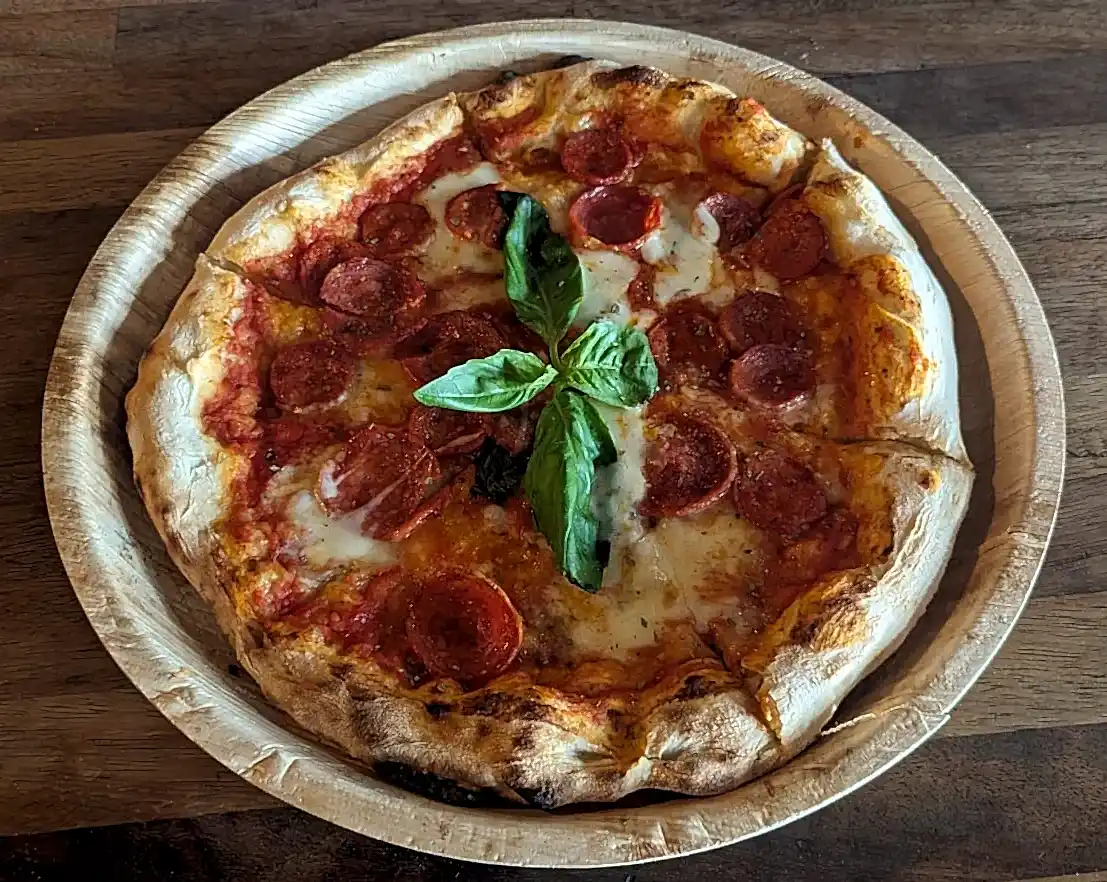 12" (30cm) Large Round Palm Leaf Compostable Plates - Eco Leaf Products