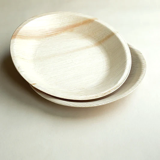 10" / 25 cm Round Disposable Palm Leaf Plates - Eco Leaf Products