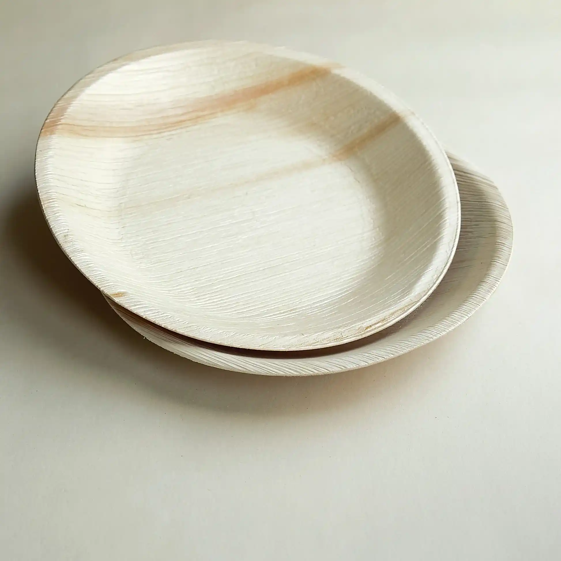 10" / 25 cm Round Disposable Palm Leaf Plates - Eco Leaf Products