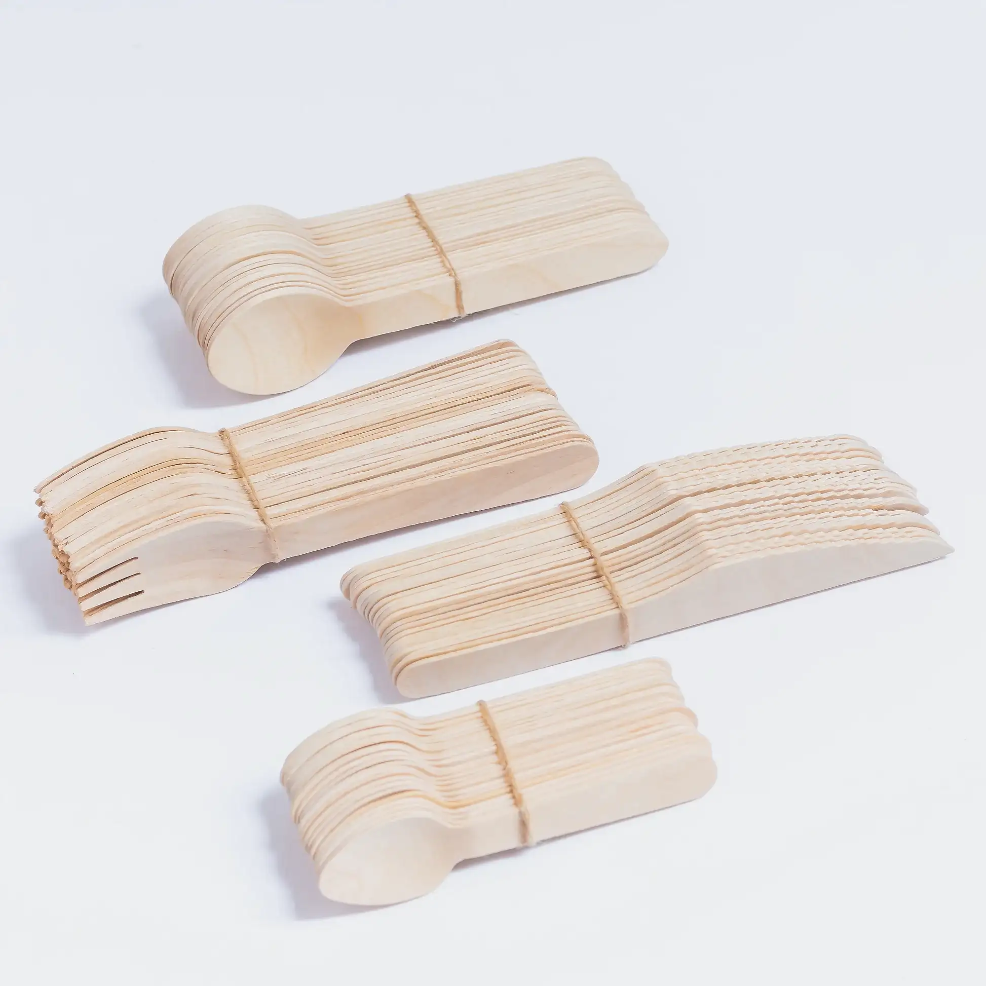100 Piece Wooden Disposable Cutlery Set (25 x spoon, fork, knife, teaspoon) - Eco Leaf Products