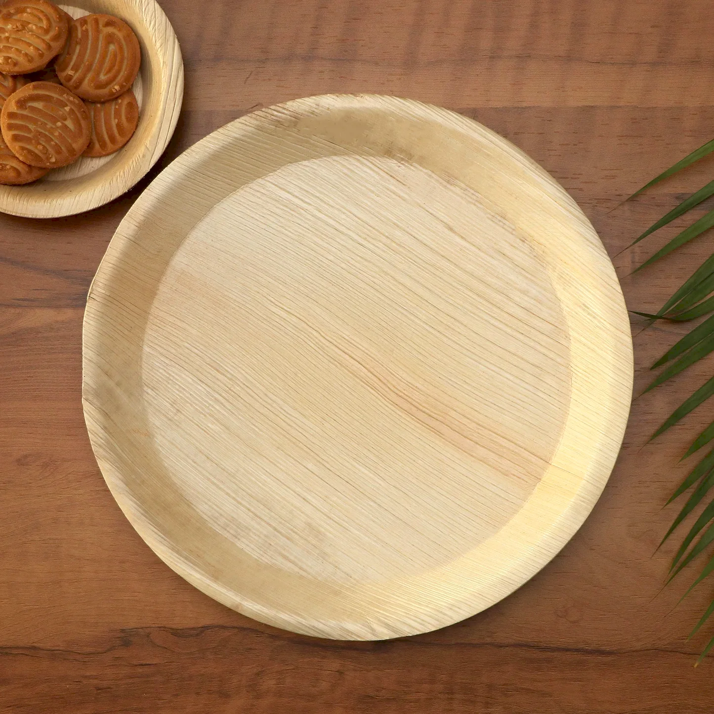 10" / 25 cm Round Disposable Palm Leaf Plates - Eco Leaf Products
